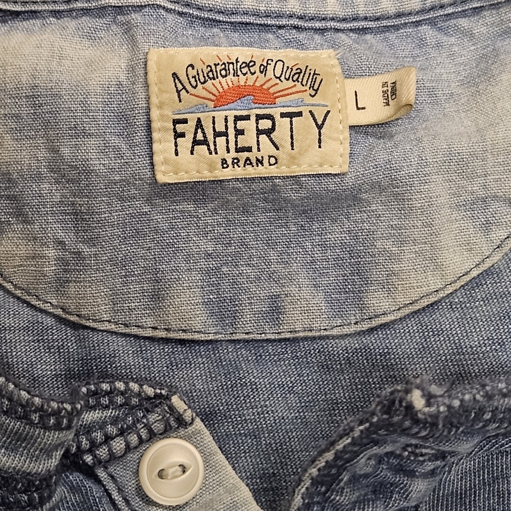 Faherty Heathered acid washed blue henley Men cotton Tee shirt tops size L - Picture 6 of 9